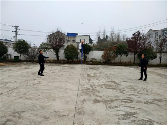 篮球场